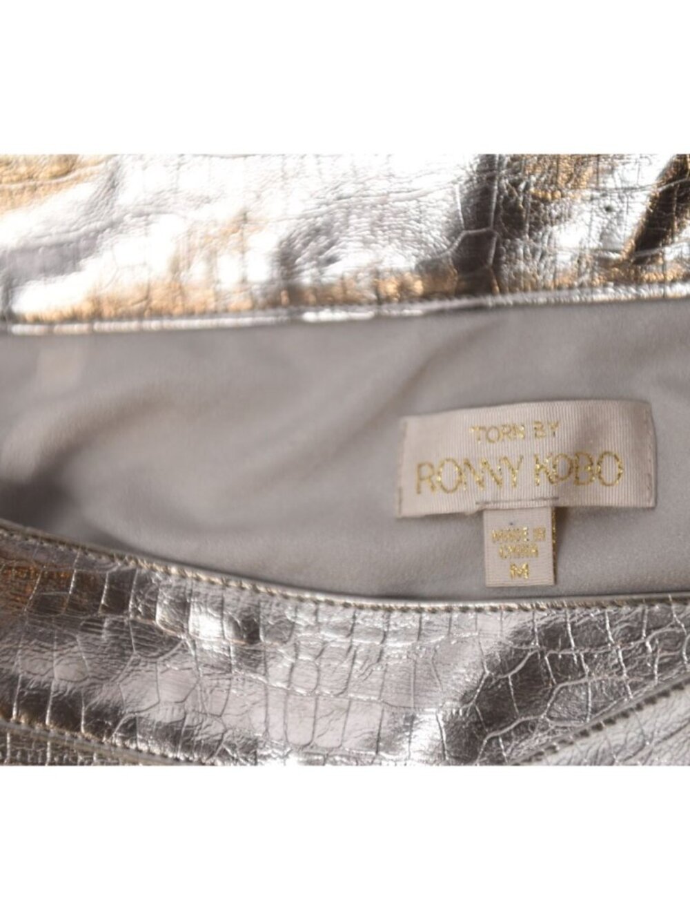 Torn by Ronny Kobo Women's Size M Metallic Silver Faux Croc Mini Skirt - Picture 7 of 12